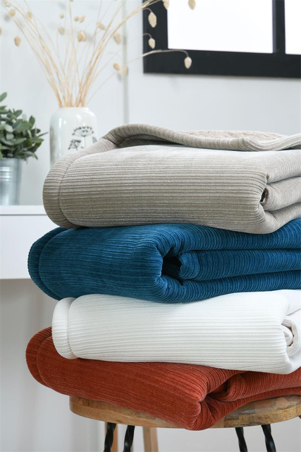 Pătură pufoasă cu miel, CLAYTON, 130 × 160 cm