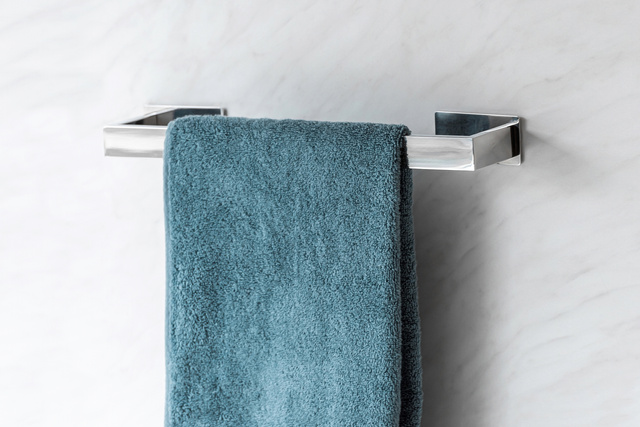 Suport prosop GENOVA, 40 cm, instalare fara gaurire Turbo-Loc, WENKO