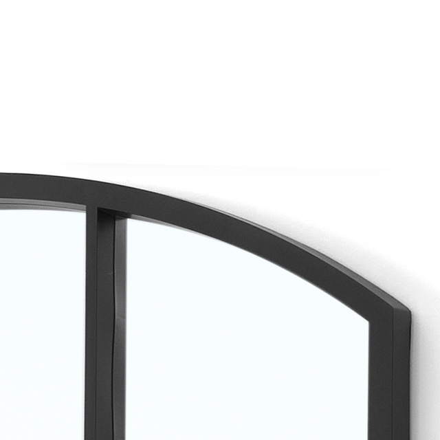 Oglindă într-un cadru de fereastră cu arc, 76 × 52 cm