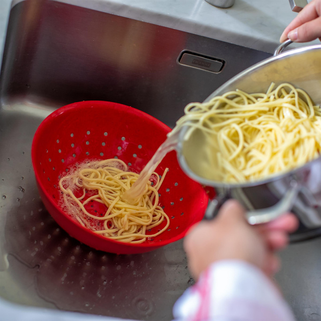 Storcător 2 l. PALSBY M, KOZIOL, roșu organic