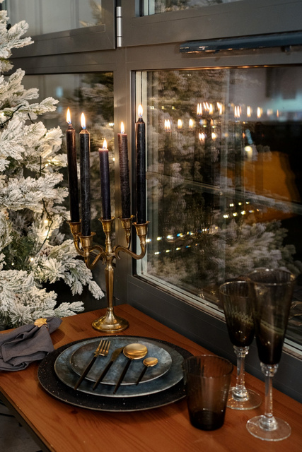 Sfeșnic metalic 22 cm, auriu