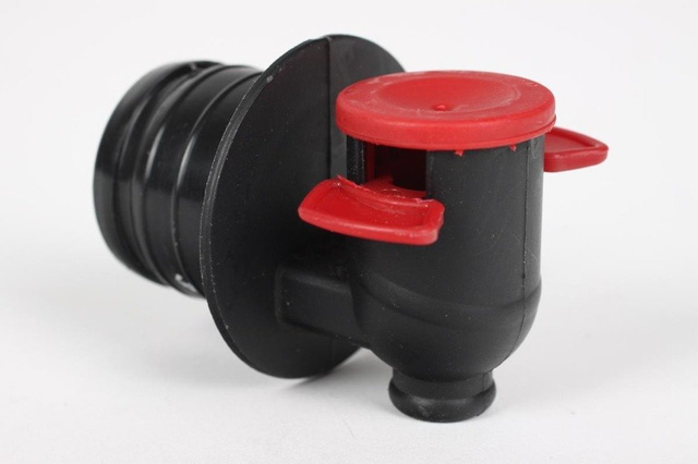 Butoi pentru vin cu dozator, din lemn, 5,5 L