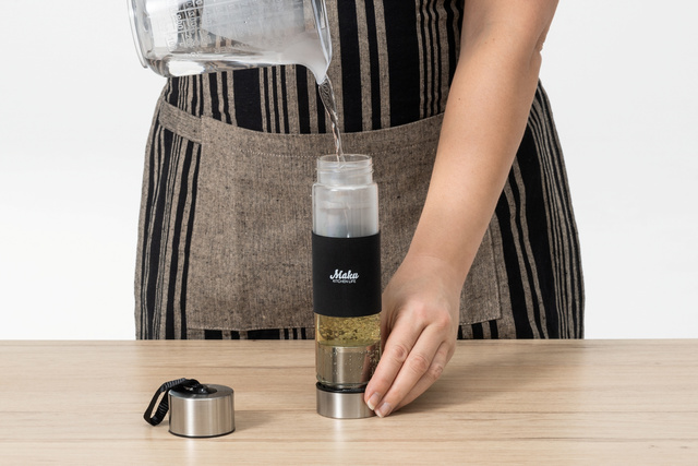 Flacon cu infuzor de ceai, 400 ml