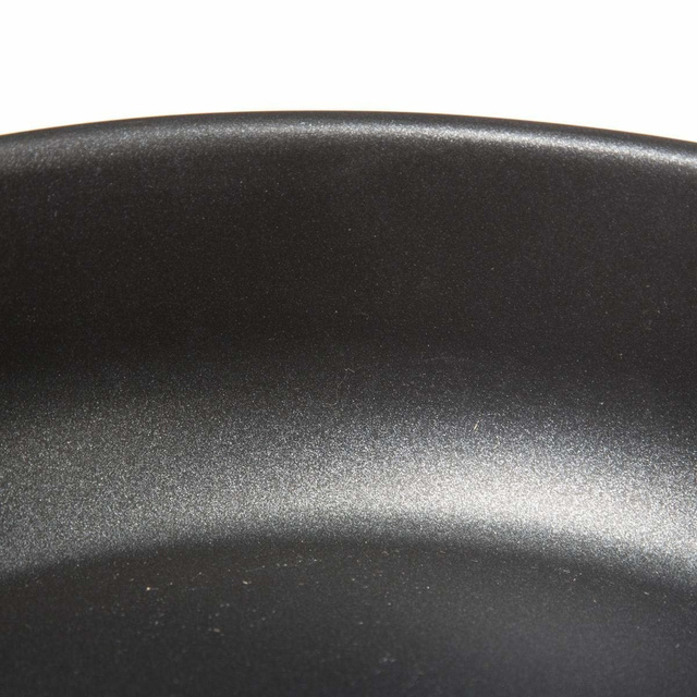 Tigaie si capac, ⌀29,5 cm.