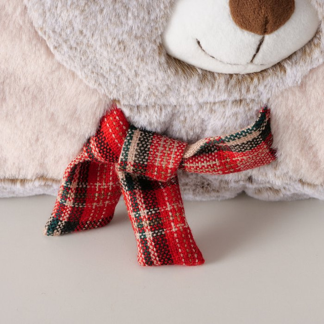 Perna cu motiv de pluș LEON, 35 x 35 cm