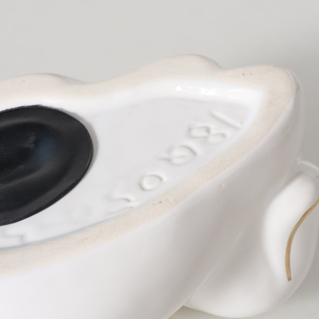 Pușculiță cu fund deschis, DOGGY