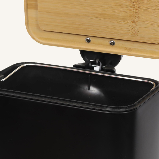 Coș îngust de baie ZETRU, 5 l, cu capac din bambus