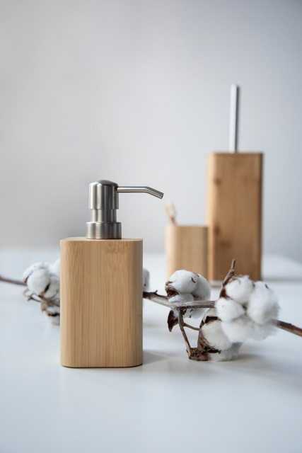 Distribuitor de sapun lichid BAMBOO, bambus, 220 ml, Wenko