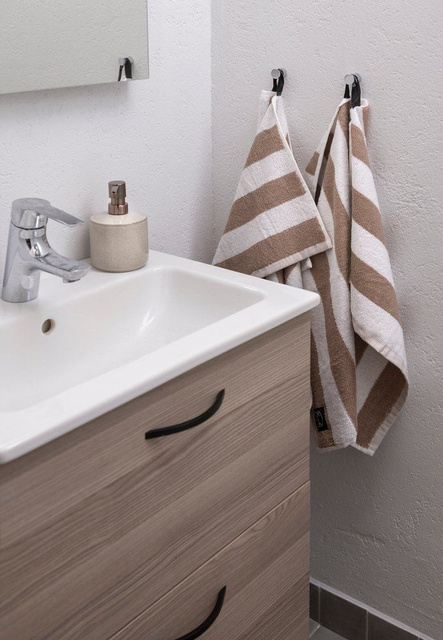 Prosop de baie cu dungi HANKO, 70 x 140 cm