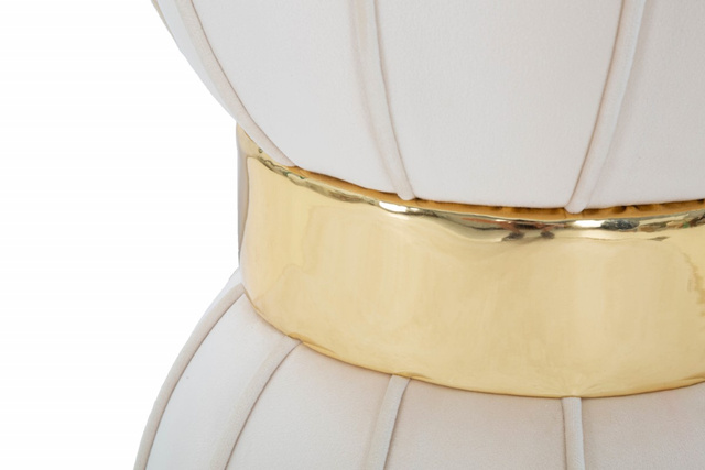 Taburet din velur cu detaliu auriu, 40 cm, negru