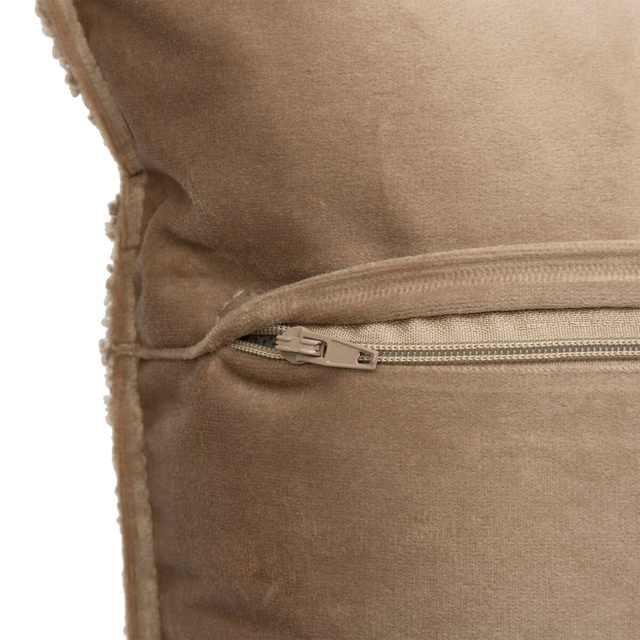 Perna decorativa SOANA boucle, 45 x 45 cm