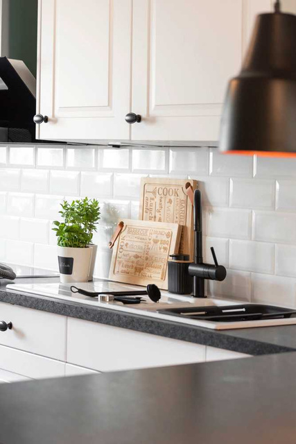 Perie de bucaterie CUVO, cu maner ergonomic, WENKO