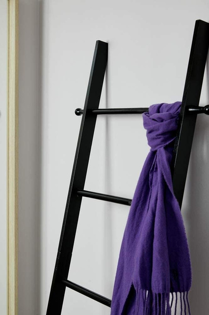 Scara de baie SURI BAMBOO, culoare neagra, Wenko