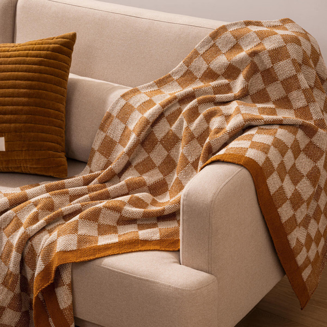 Pătură tricotată cu carouri Coral 130 x 180 cm