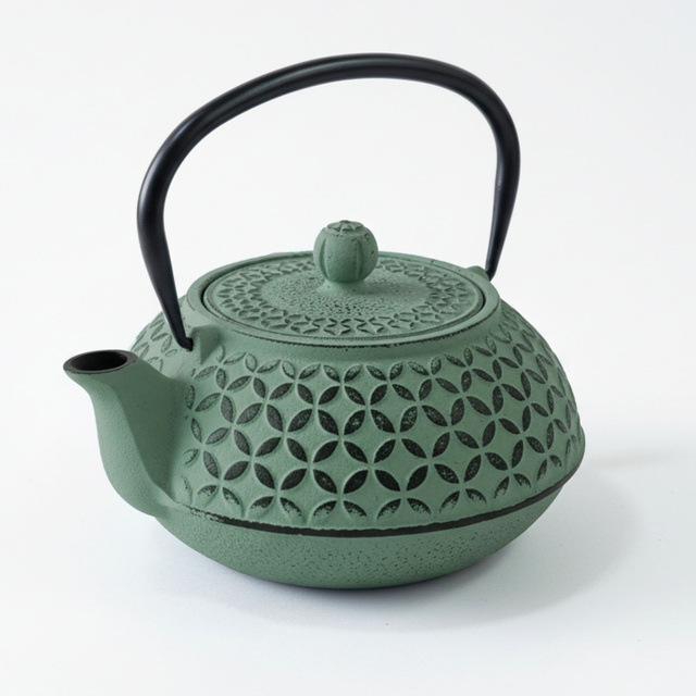 Ceainic din fontă cu infuzor SABI, 1000 ml, verde deschis