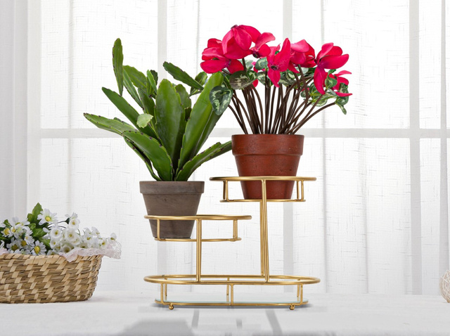 Tavă decorativă cu mai multe niveluri