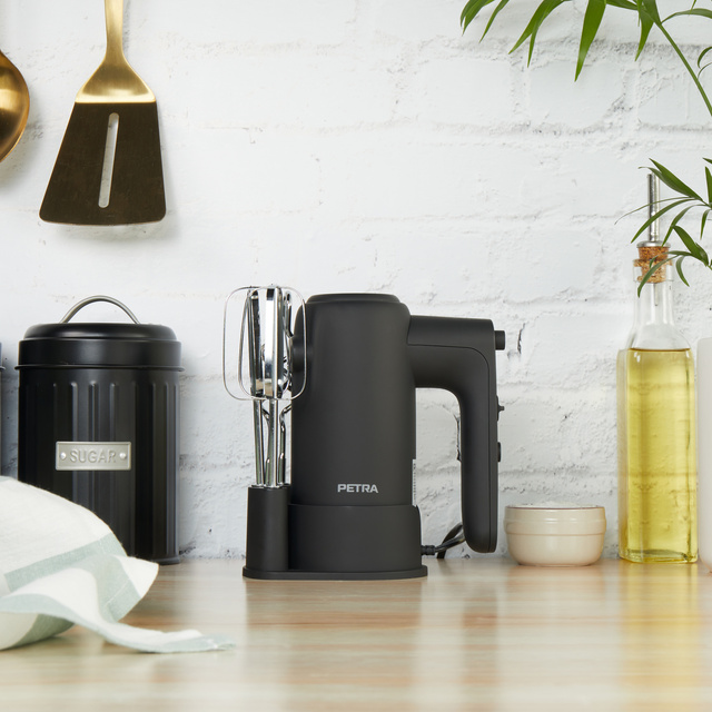 Mixer de mână 300 W PETRA, 5 viteze, 2 accesorii