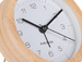 Ceas deșteptător cu carcasă de bambus NEAT, Ø 10 cm