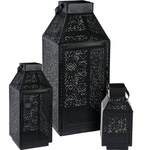 Un set de 3 felinare metalice de diferite dimensiuni