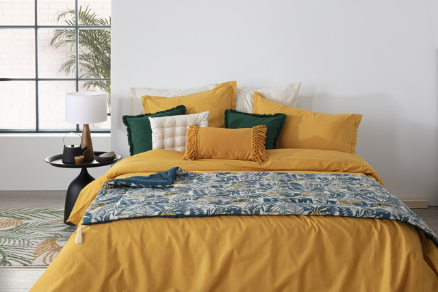 Traversa de pat TROPIC, motiv frunze, 80 x 180 cm