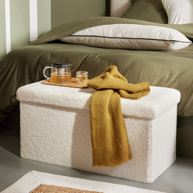 Bancă pliabilă din material buclé, 76 x 38 cm, MATCHA