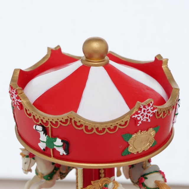 Căsuța muzicală de Crăciun JOLYNA, înălțime 17 cm