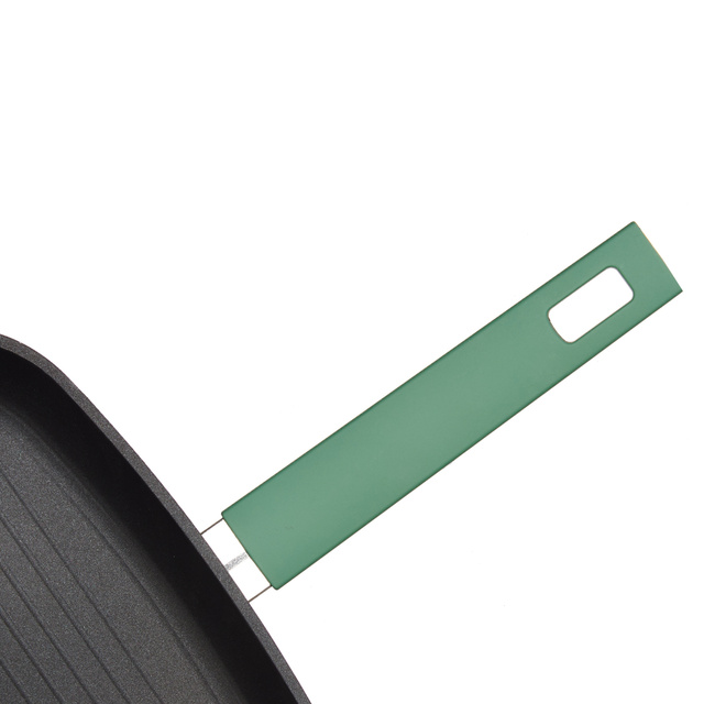 Tigaie 28 x 28 cm, aluminiu