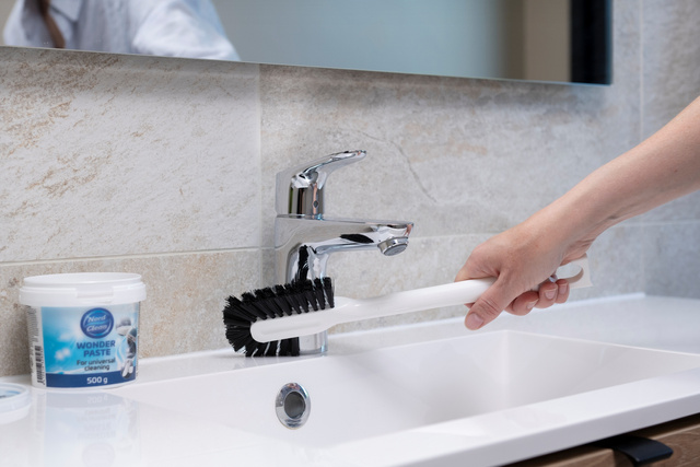 Perie de spălat cu mâner lung