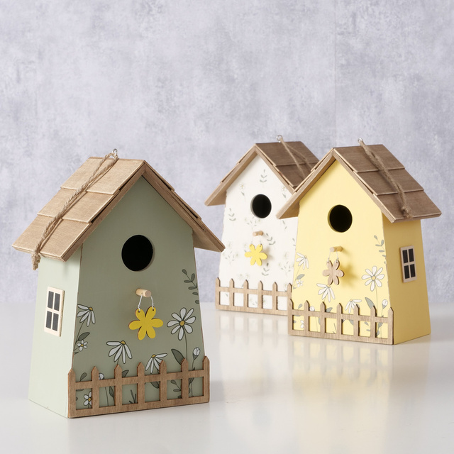 Cuib de lemn pentru pasari Kamille, model cu flori, inaltime 22 cm