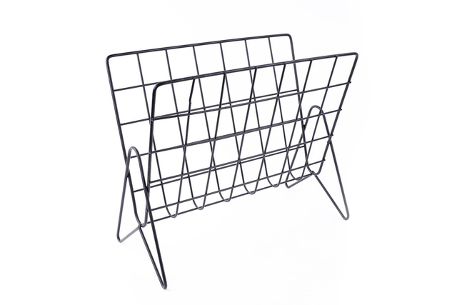 Suport metalic pentru reviste