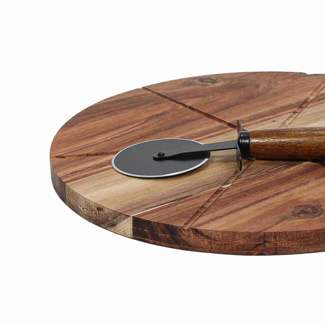 Tabla pizza din lemn de salcam cu cutit