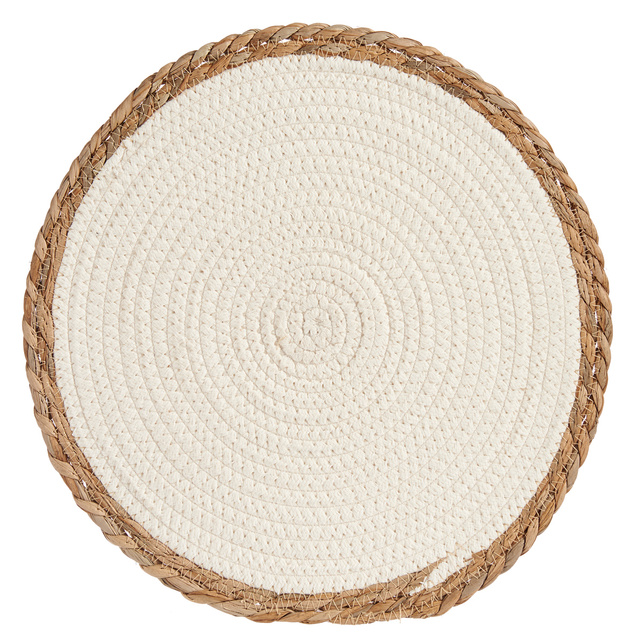 Individual de masa împletit din iarba de mare