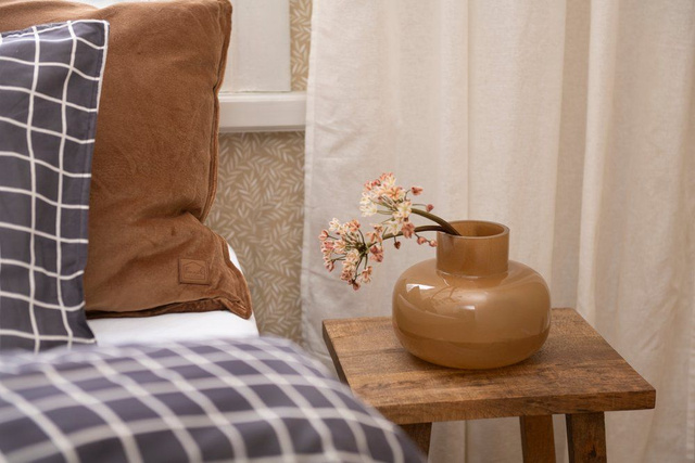 Vază decorativă din sticlă colorată ILMA, 16 cm