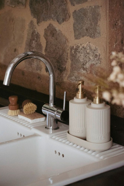 Set de dozatoare cu tavă HEIDI, 2 x 550 ml