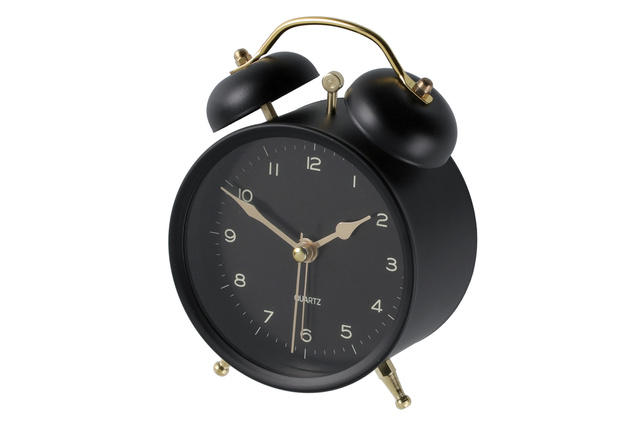 Un set de tacâmuri pentru 4 persoane