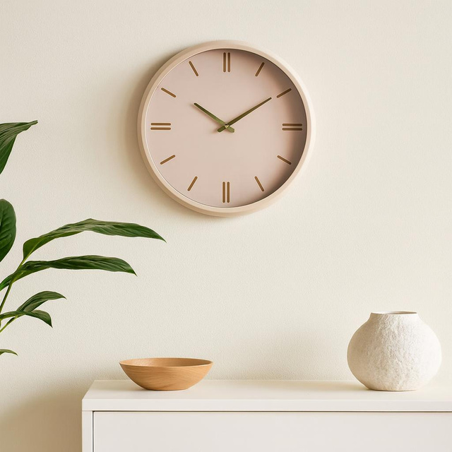 Ceas de perete EPOCH de culoare crem cu accent metalic, 38 cm