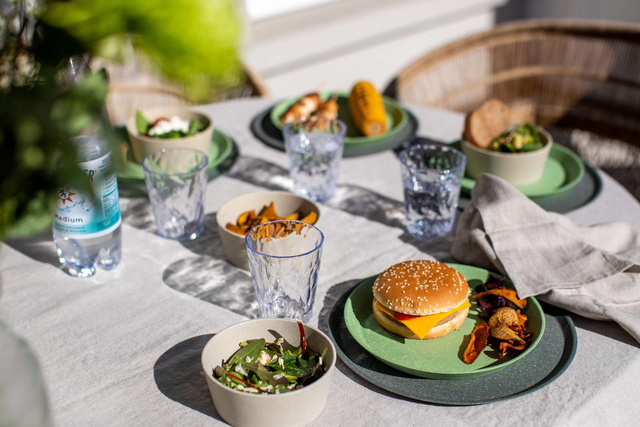 Vesela CLUB SET BERGEN, 16 bucati, KOZIOL