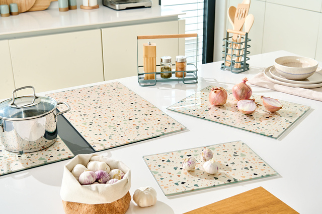 Suport pentru tacamuri cu maner din bambus, 10 x 10 x 17 cm