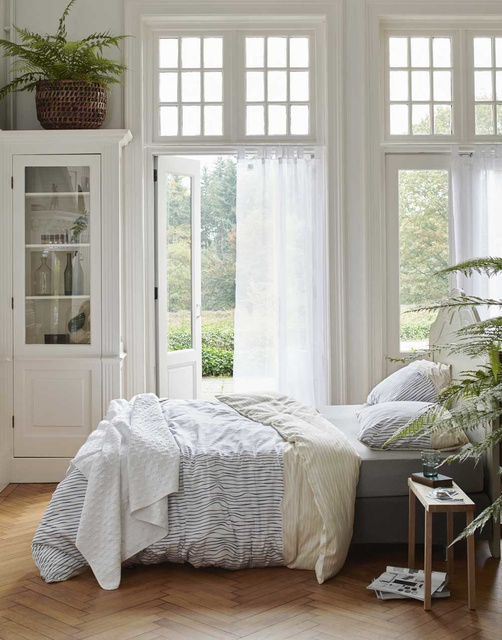 Set de lenjerie din bumbac satinat cu modele în culorile albastru și bej, 140 x 220 cm, Esprit