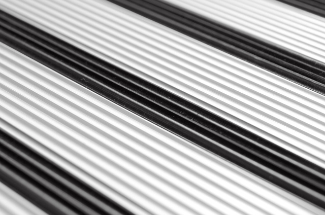 Scară din aluminiu, cu 4 trepte, WENKO, gri