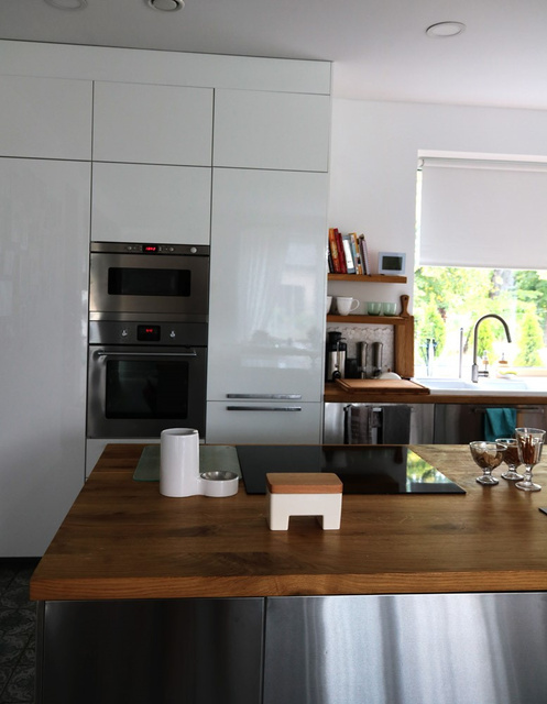 Untiera cu capac din lemn