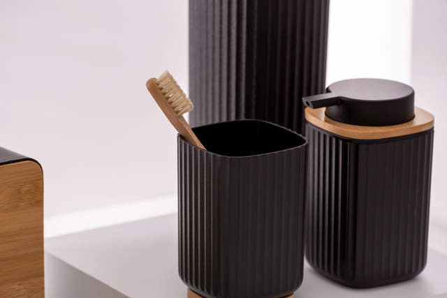 Dispenser pentru sapun lichid ROTELLO, WENKO