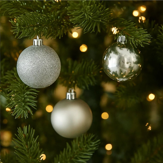 Set globuri din plastic cu diferite finisaje, Ø 7 cm, 8 buc.