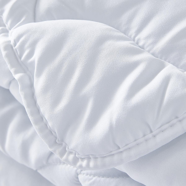 Pilota pentru iarna Essential, 240 x 220 cm