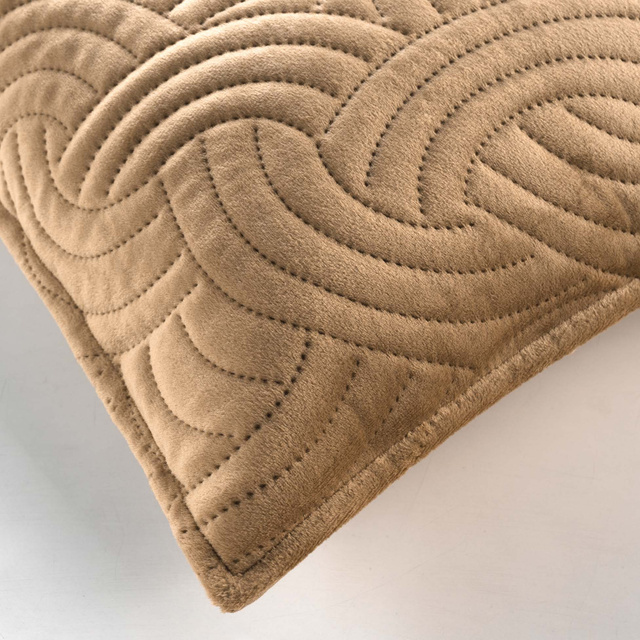 Fata de perna decorativa pentru living SOLANGE, model in relief