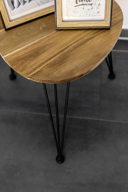 Masuta de cafea rotunda, blat Ø 44 cm, din lemn de salcam, WENKO