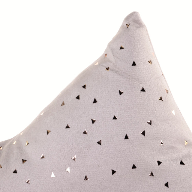 Perna decorativa din catifea cu model metalic