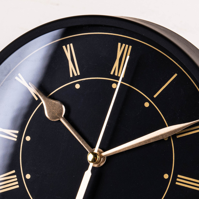 Ceas de masă negru cu ace aurii, 19,5 x 6,5 x 18,5 cm