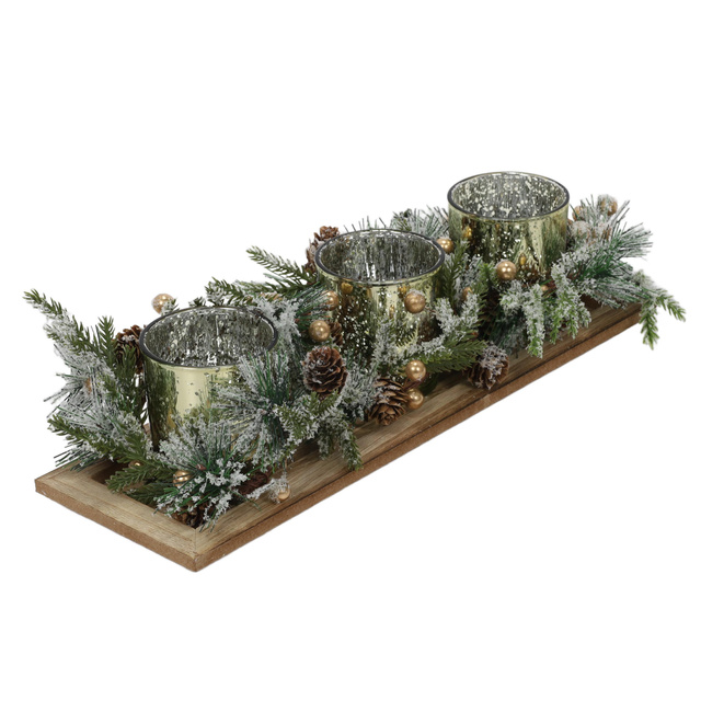 Set de trei suporturi pentru lumânări tealight pe o bază decorativă, aurie