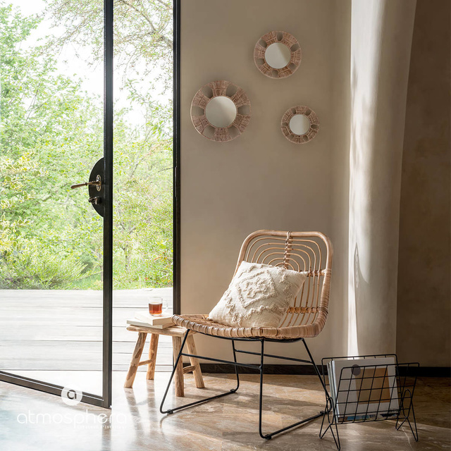 Suport metalic pentru reviste